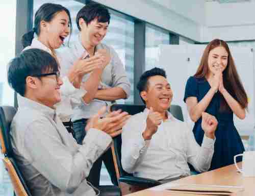 在28国际学习、、成长茁壮